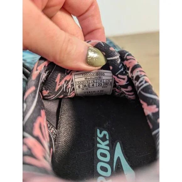 Brooks Adrenaline GTS 22 Womens Size 6 B Tropicla Flamingo Yucca 1203531B095 - Picture 11 of 11